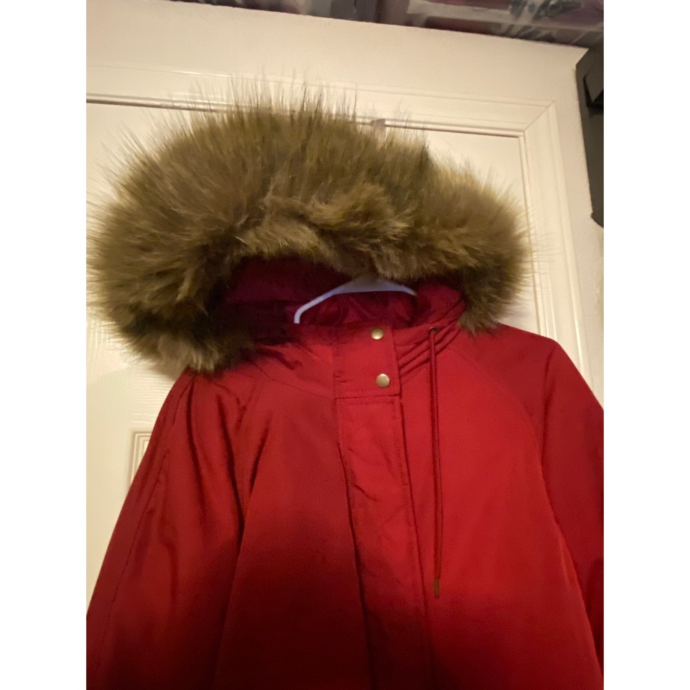 Old Navy Red Parka Jacket Faux Fur Hood Winter Coat Womens Size Medium‎